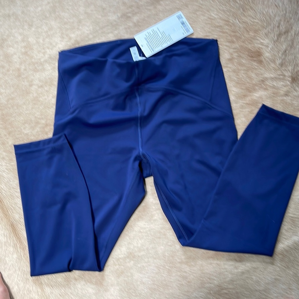 Lululemon - instill HR tight 25 “
